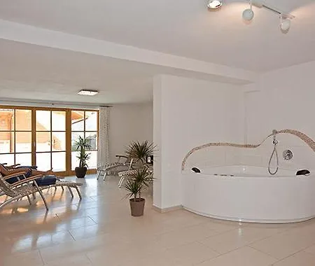 Harrys Holiday home *